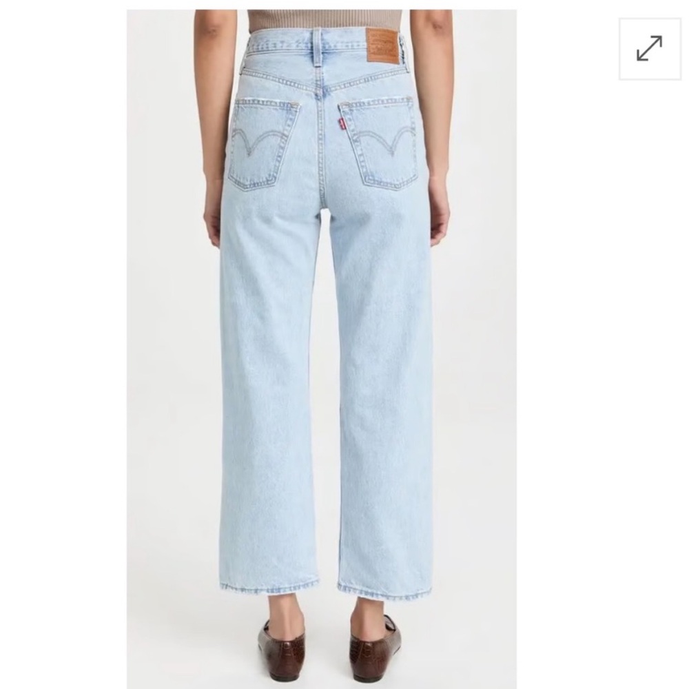 Levi’s Ribcage Straight Ankle Jeans